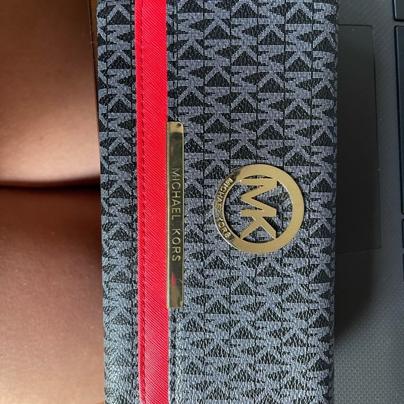 Michael Kors black and red multiple opening wallet new without tags never used. - Picture 5 of 9